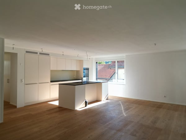 Traumhafte 4,5 Zimmer Gartenwohnung 3