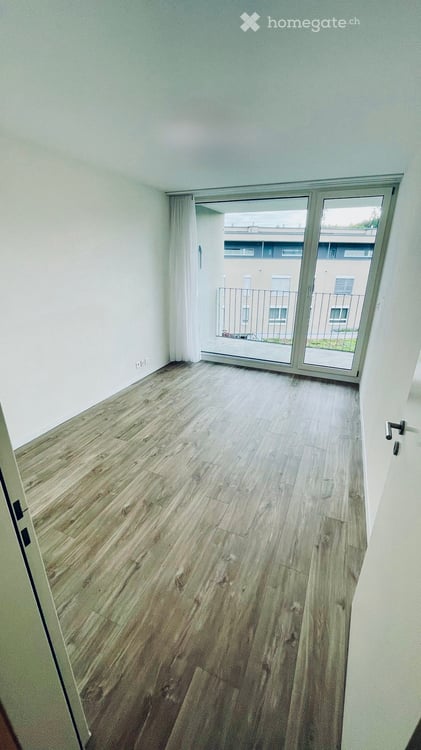 Duplex-/Maisonette-Wohnung mit Terrasse und Balkon inkl. 2 Tiefgaragenplätzen in Niederrohrdorf 32