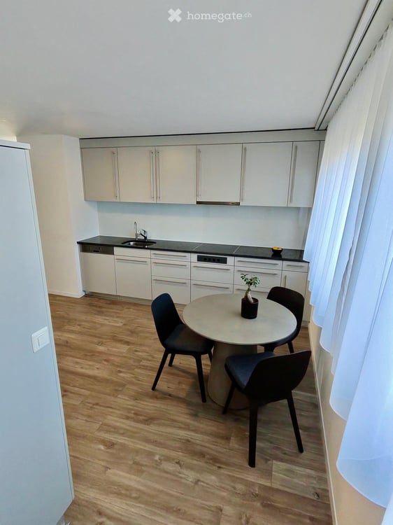 Duplex-/Maisonette-Wohnung mit Terrasse und Balkon inkl. 2 Tiefgaragenplätzen in Niederrohrdorf 6