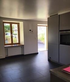 Maison contiguë à Meyrin, sur 3 étages, très calme, dans ancienne ferme 2
