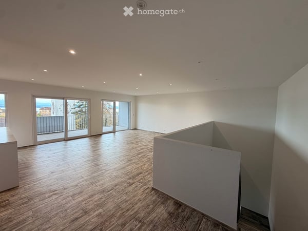 Magnifique duplex de 4.5 pièces avec vue panoramique sur le lac et les Alpes 16