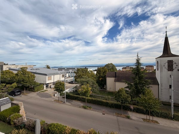 Magnifique duplex de 4.5 pièces avec vue panoramique sur le lac et les Alpes 12