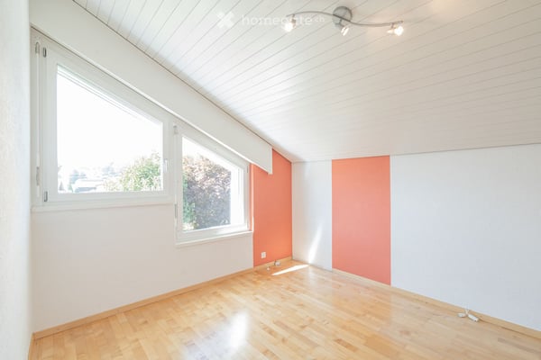 6.5-Zimmer-Einfamilienhaus mit Fernsicht an sonniger und ruhiger Lage 32