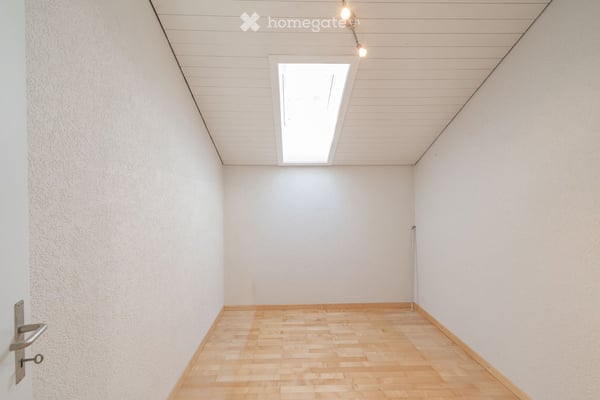 6.5-Zimmer-Einfamilienhaus mit Fernsicht an sonniger und ruhiger Lage 36