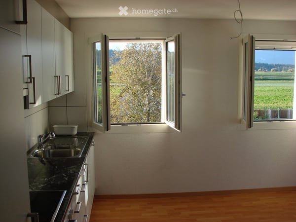 Hübsche Wohnung in Landhaus mit Gartenanteil und Parkplatz 6