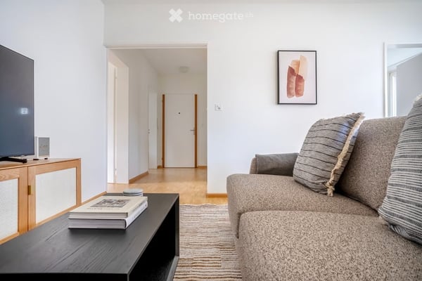 Stilvolle, möblierte 2.5-Zimmer-Wohnung in Allschwil mit moderner Einrichtung 5