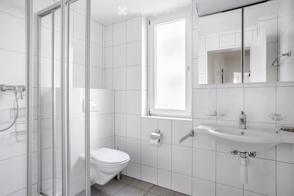Stilvolle, möblierte 2.5-Zimmer-Wohnung in Allschwil mit moderner Einrichtung 9