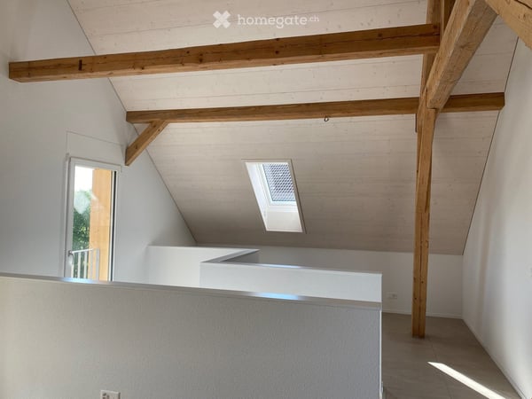 Individuelle, moderne Dachwohnung im Jäger Schürli in Ulmiz FR! 5