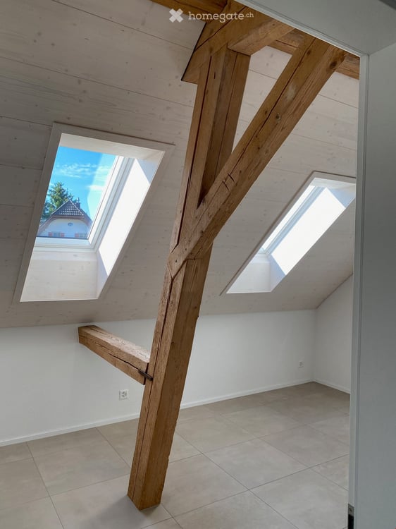 Individuelle, moderne Dachwohnung im Jäger Schürli in Ulmiz FR! 8