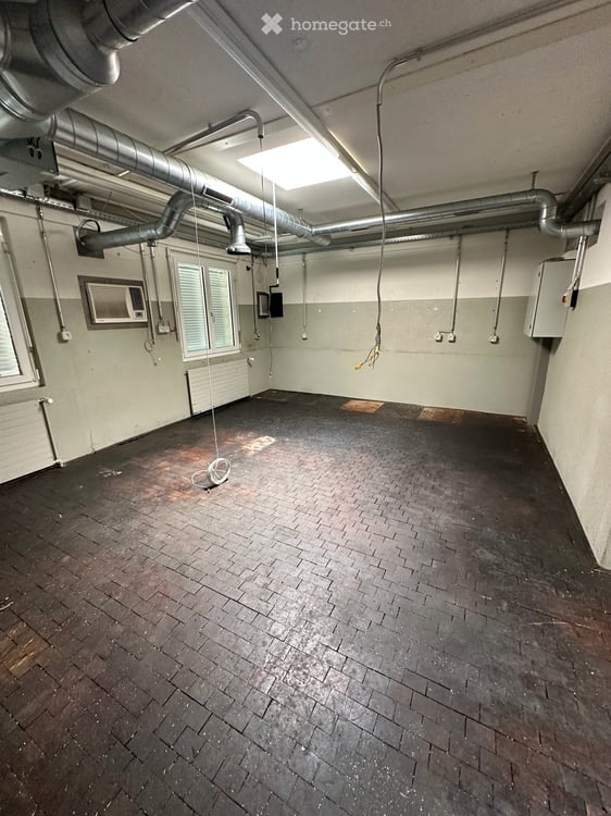 Ladenlokal und Werkstatt in Wettingen 4