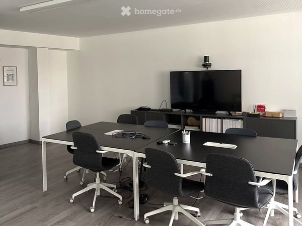 Bureaux lumineux de 194 m² à Carouge, 4ème étage avec ascenseur 3