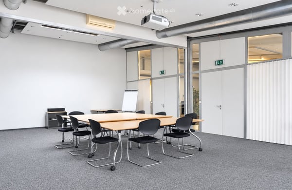 Site industriel moderne avec production, bureaux et salle blanche à louer à Gals/BE 14