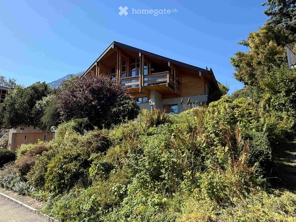 Traumhaftes 8-Zimmer-Einfamilienhaus mit See- und Bergsicht in Spiez-Hondrich 2