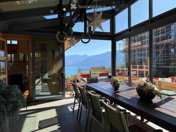 Traumhaftes 8-Zimmer-Einfamilienhaus mit See- und Bergsicht in Spiez-Hondrich 7