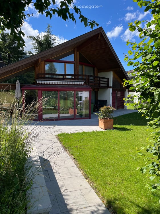 Charmantes Einfamilienhaus in idyllischer Lage in Wimmis 2