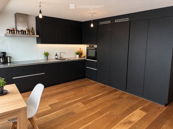 Attraktive 4.5-Zimmer-Maisonette-Wohnung mit grosser Terrasse in Kloten 5