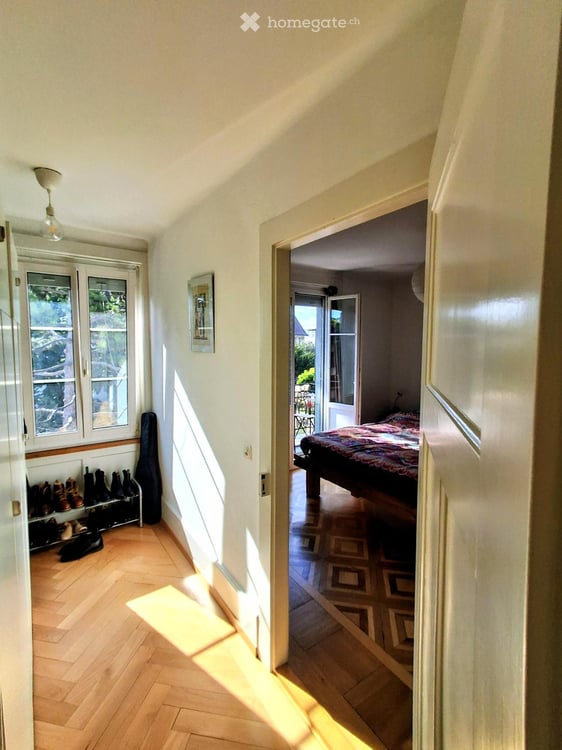 Bel appartement de 4,5 pièces au centre de Bienne/Schöne 4,5-Zimmer-Wohnung im Zentrum von Biel 4