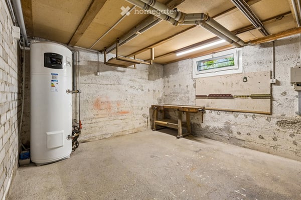 Charmantes Einfamilienhaus mit grossem Garten und viel Potenzial 18