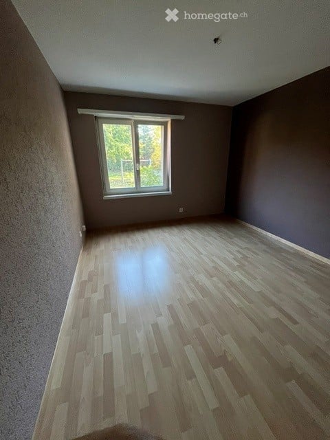 4.5-Zimmer-Gartenwohnung mit Wintergarten, privatem Garten in Lostorf 10