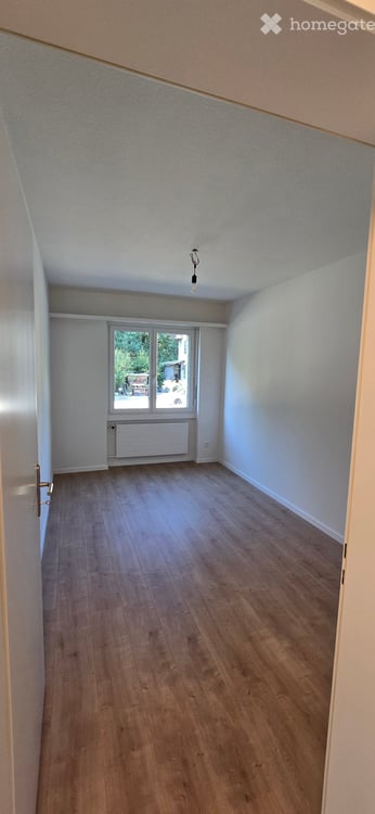 4.5 Zimmer EG Wohnung mit Terrasse, Einstellhallenplatz und zusätzlichen Hobbyraum 5