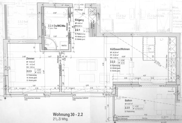 Neuwertige, top-ausgestattete 2,5 Zr. Wohnung mit Balkon 12