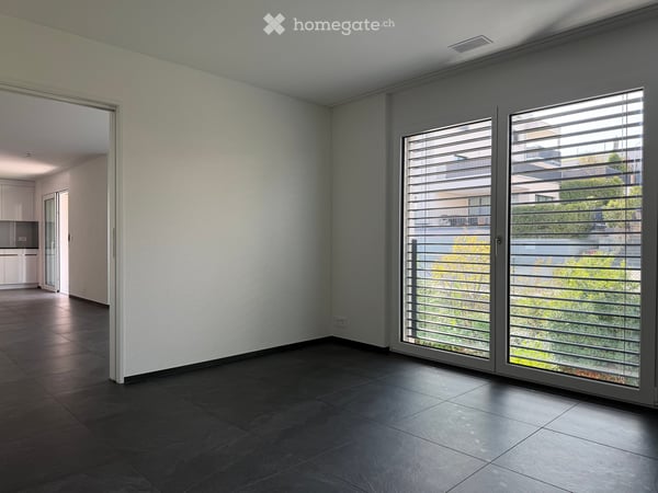Neuwertige, top-ausgestattete 2,5 Zr. Wohnung mit Balkon 4