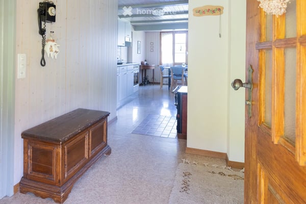 Doppeleinfamilienhaus in Faulensee 16