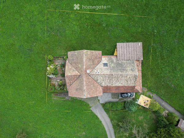 Doppeleinfamilienhaus in Faulensee 3