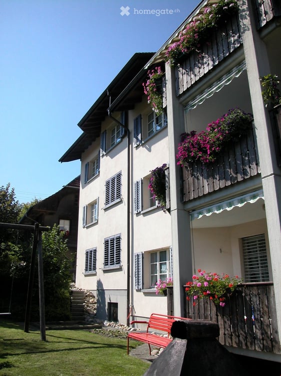 2 1/2 Zimmer Wohnung 9