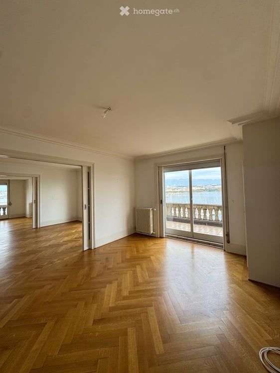 Superbe appartement de réception face au lac avec une vue imprenable au 6ème étage 2