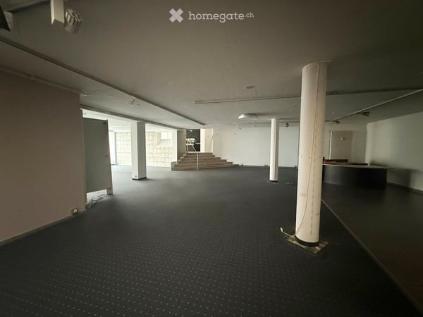 Attraktive 225m² Verkauf/Praxis - Büro/Gewerbefläche im Erdgeschoss an bester Lage in St. Gallen 4