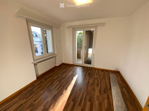 Charmantes Doppeleinfamilienhaus mit Garten, 1 x Garage und 1 x PP in Derendingen zu vermieten 6
