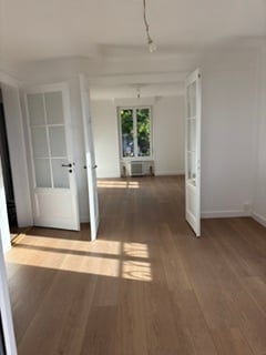 Splendide 3.5 (une seule chambre à coucher) refait à neuf - Situation privilégiée et exclusive 5