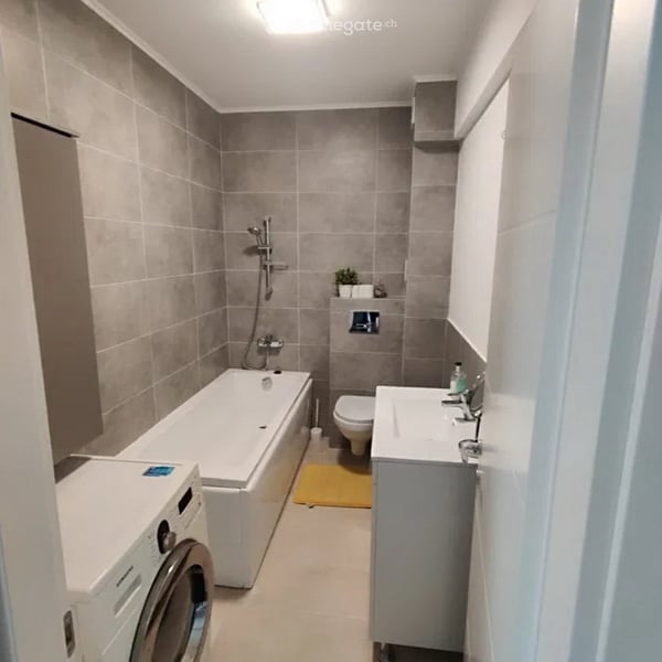 Großzügige und helle 2 Zimmer Wohnung, komplett möbliert in Bern 6