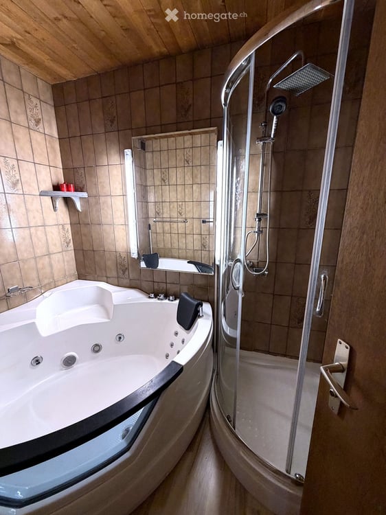Maison de caractère de 5,5 pièces avec grange, sauna et grand jardin, aux Genevez 10