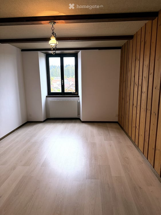 Maison de caractère de 5,5 pièces avec grange, sauna et grand jardin, aux Genevez 9
