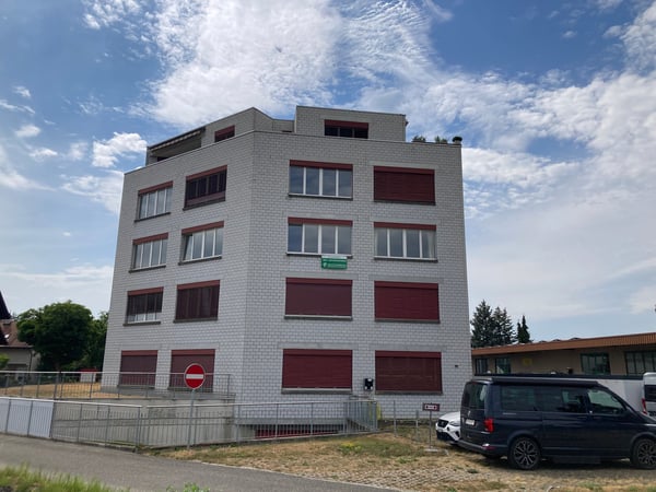 Gewerbe- & Atelierräume zur Miete am Heckenweg 29 in Aarberg 2