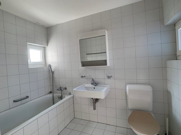 Wunderschöne , 4,5-Zimmer-Wohnung mit 88m² im 1. Obergeschoss 7