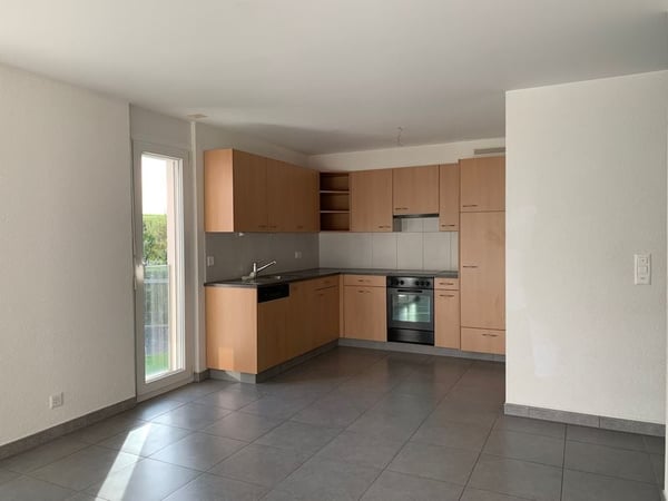Spacieux appartement 86 m2 de 4,5 pièces au rez, avec terrasse 4