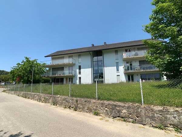 Spacieux appartement 86 m2 de 4,5 pièces au rez, avec terrasse 1