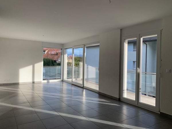 Spacieux appartement 86 m2 de 4,5 pièces au rez, avec terrasse 3