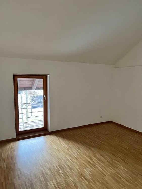 Joli appartement 2.5 pièces 120 m2 sur 2 niveaux, rez-de-chaussée et 1er étage 4