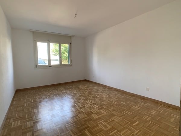 Joli appartement 3.5 pièces 33 m2 au rez-de-chaussée 3