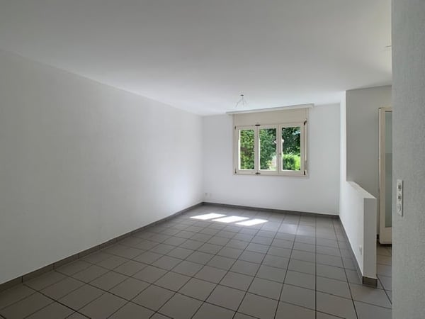 Joli appartement 3.5 pièces 33 m2 au rez-de-chaussée 2