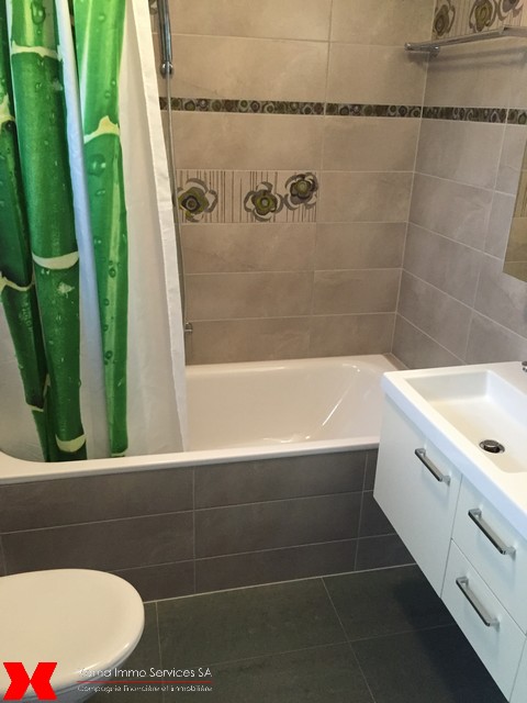 Spacieux appartement de 3.5 pièces avec balcon au 1er étage 6
