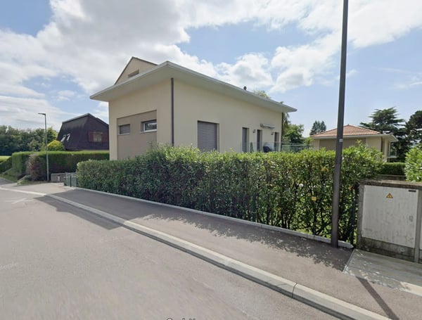 Spacieux appartement de 3.5 pièces avec balcon au 1er étage 1