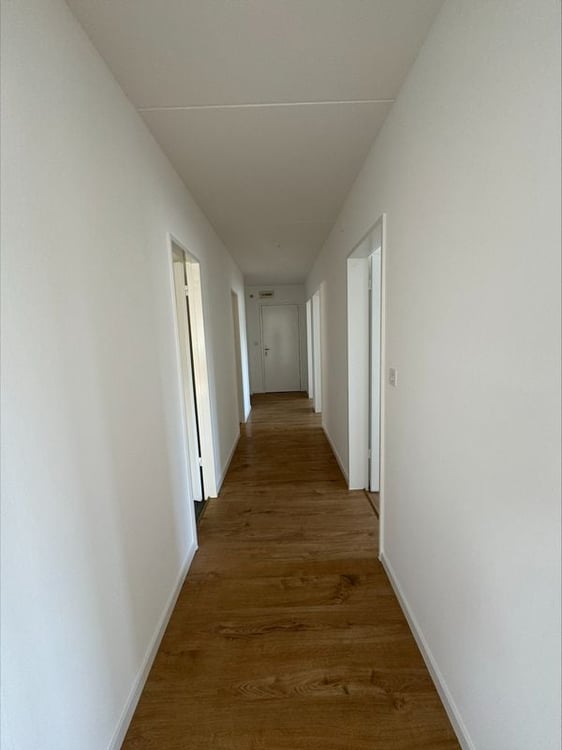 Appartement de 4.5 pièces de 79 m2 au rez supérieur 7