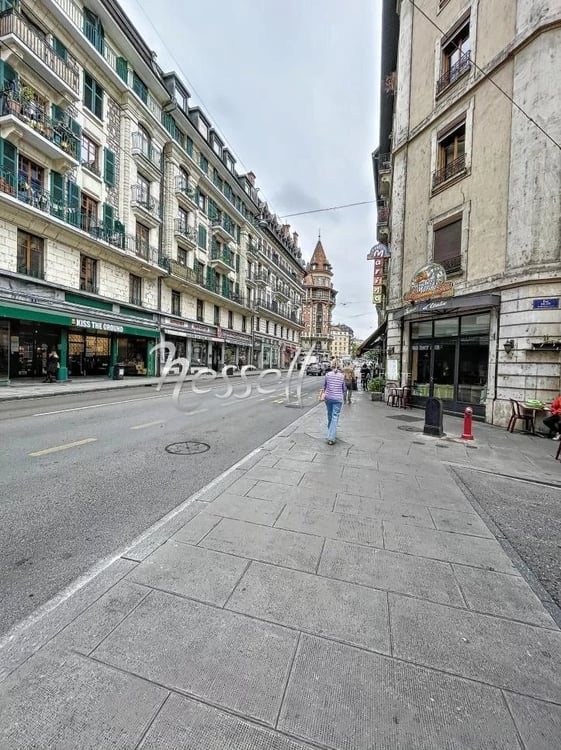 Underground parking in Eaux-Vives 9