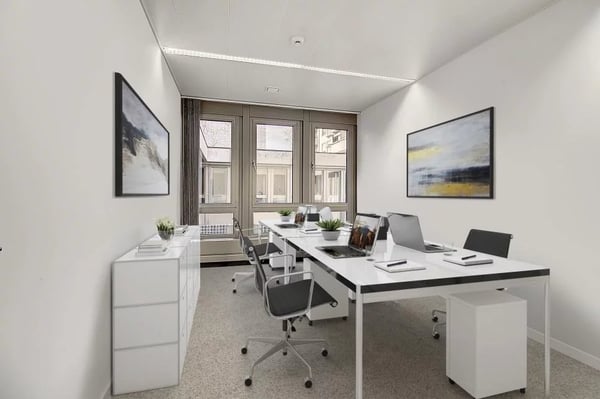 Large surface area available in the center of Geneva 5