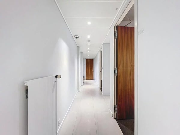 Large surface area available in the center of Geneva 4